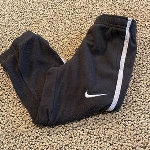 Nike Therma-Fit Fleece Joggers Size 3T in EUC